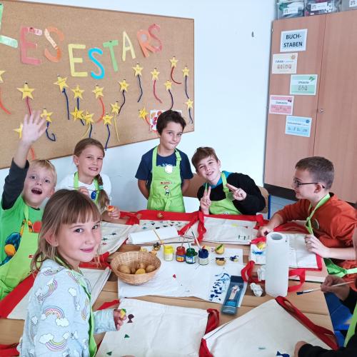 Kinder des Lernateliers Kartoffel