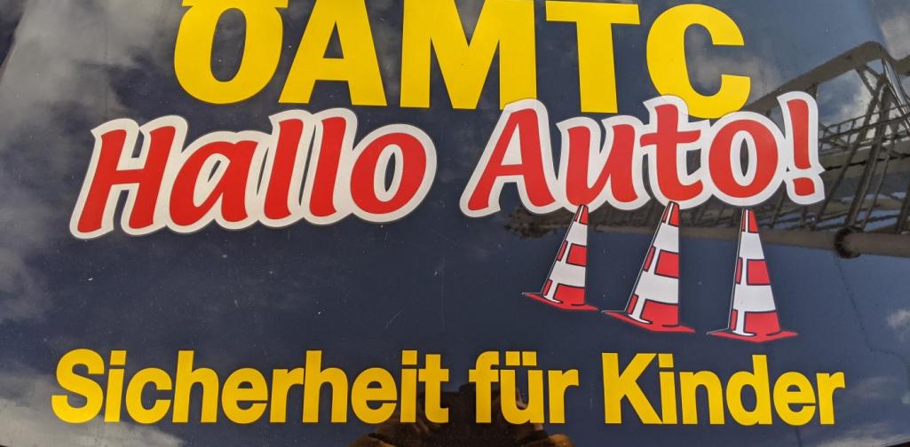 Logo Hallo Auto Logo von Hallo Auto