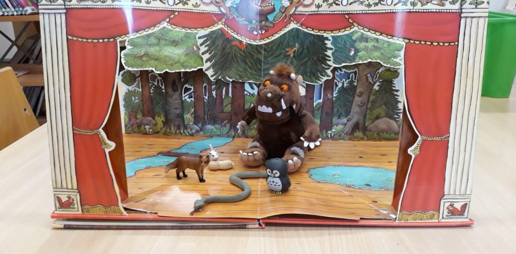 Kleines Theater zur Geschichte "Der Grüffelo"