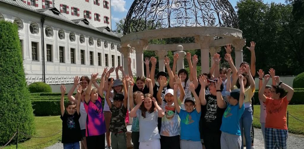 Klassenfoto 4a im Schlosspark