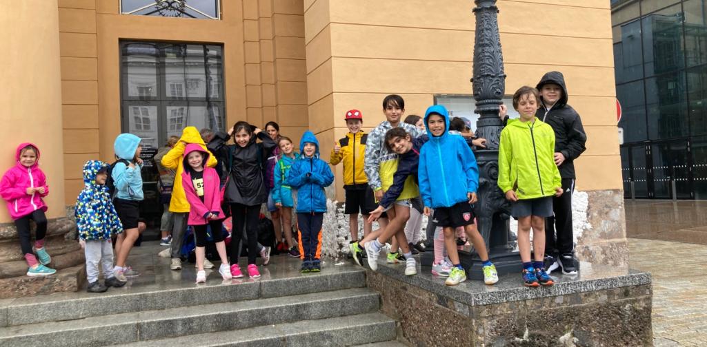 Gruppenfoto im Regen