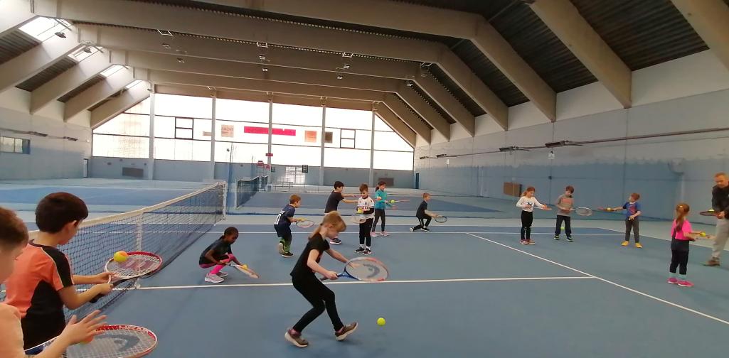 Tennis 4 Übungen für das Ballgefühl