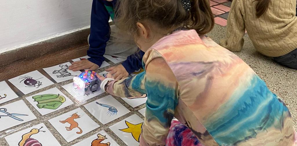 Fleißige Schülerinnen