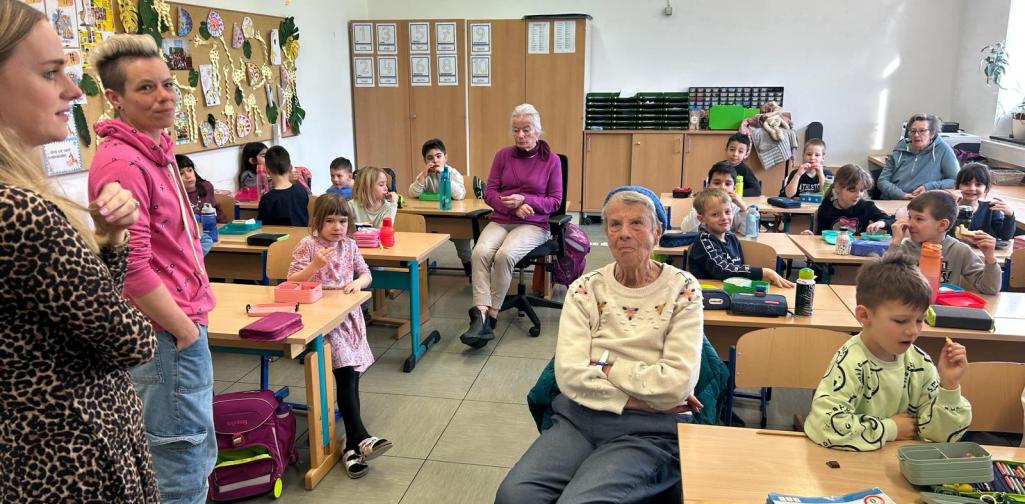 Viele aufregende Gesichter