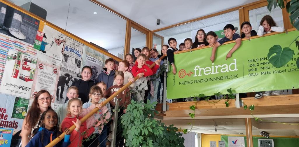 Radio 1 Gruppenfoto im Freirad Studio