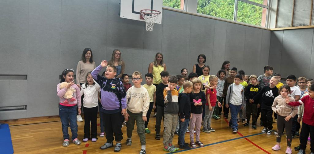 Eröffnungsfeier 7 Die neuen Schüler:innen werden begrüßt!