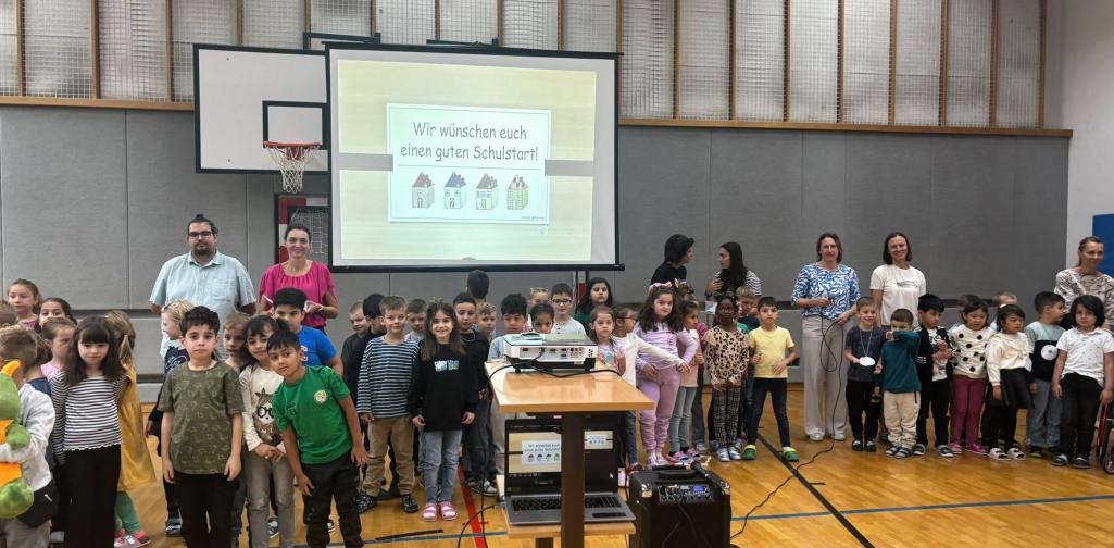 Eröffnungsfeier 9 Die neuen Schüler:innen werden begrüßt!