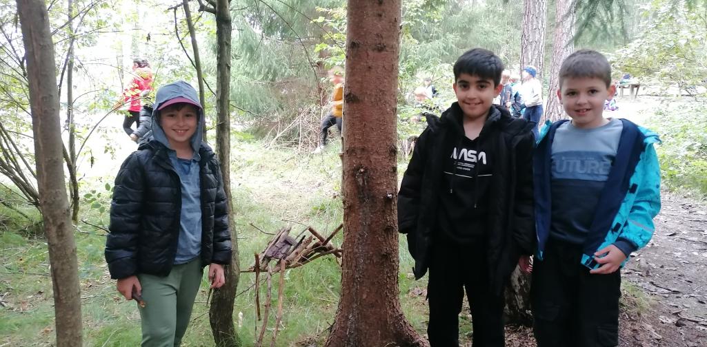 Wald 8 Gruppenfoto im Wald