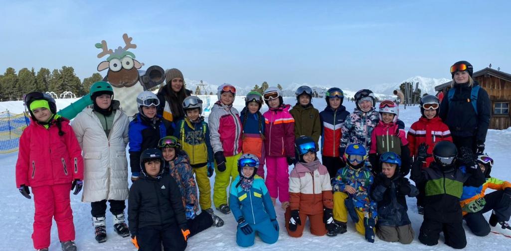 Kinder der 3b Klasse